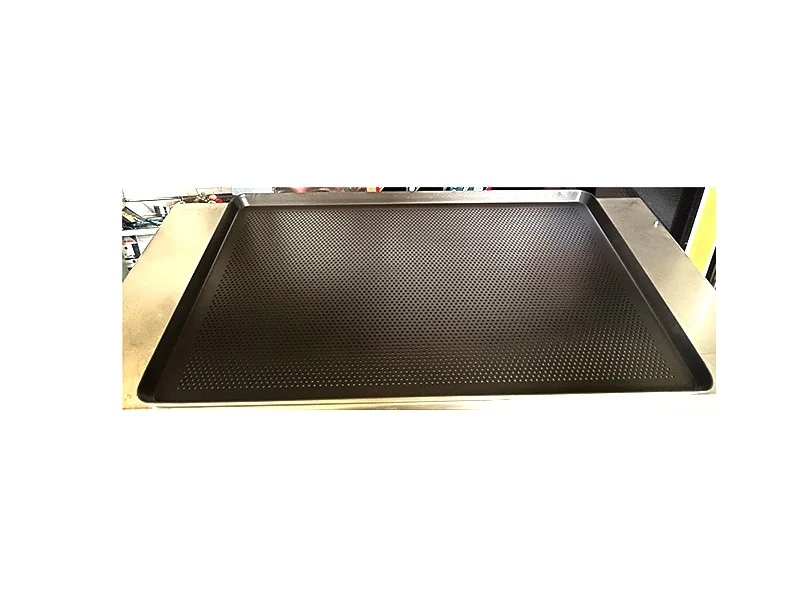 Perforirani pekarski pleh Linea Cucina