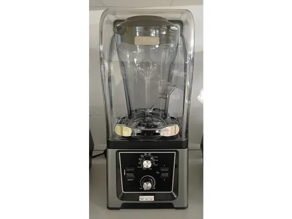 Blender sa poklopcem Linea Cucina BL8002-4,5l